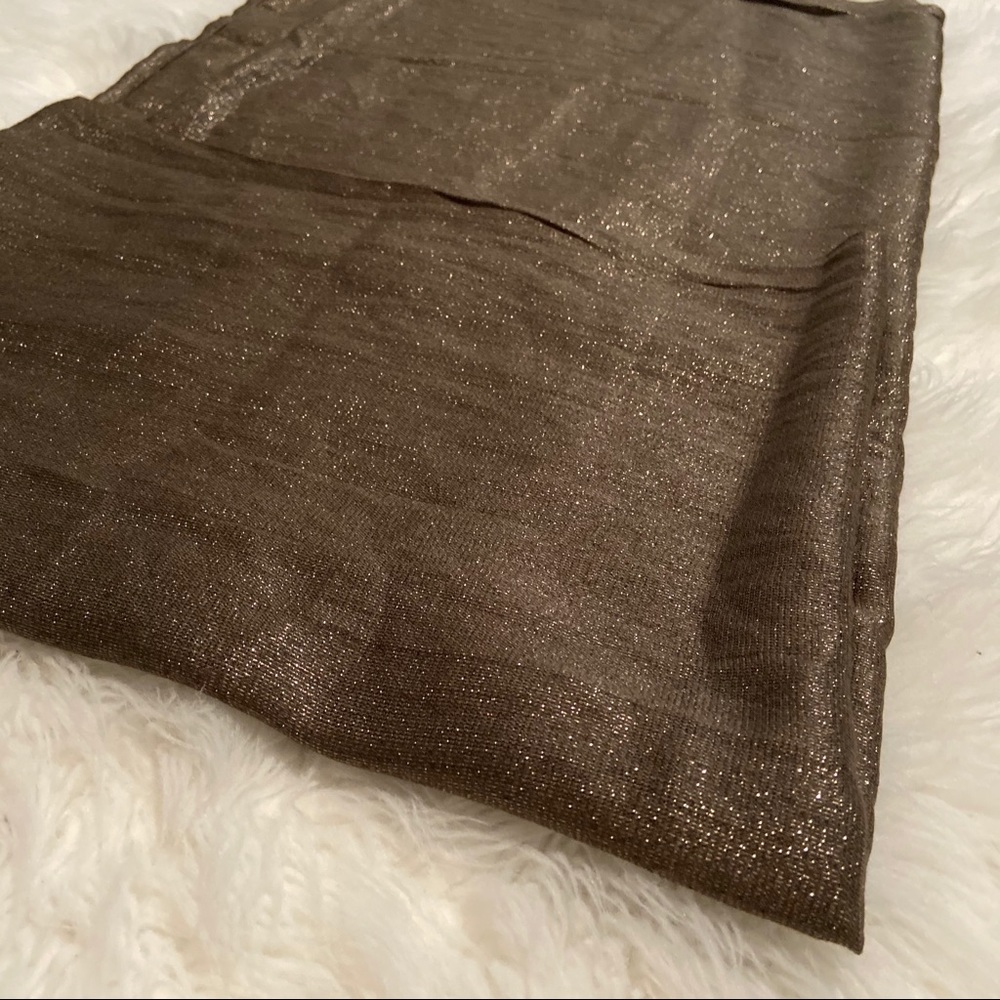 EXPRESS Metallic Bronze Infinity Scarf - Picture 4 of 6